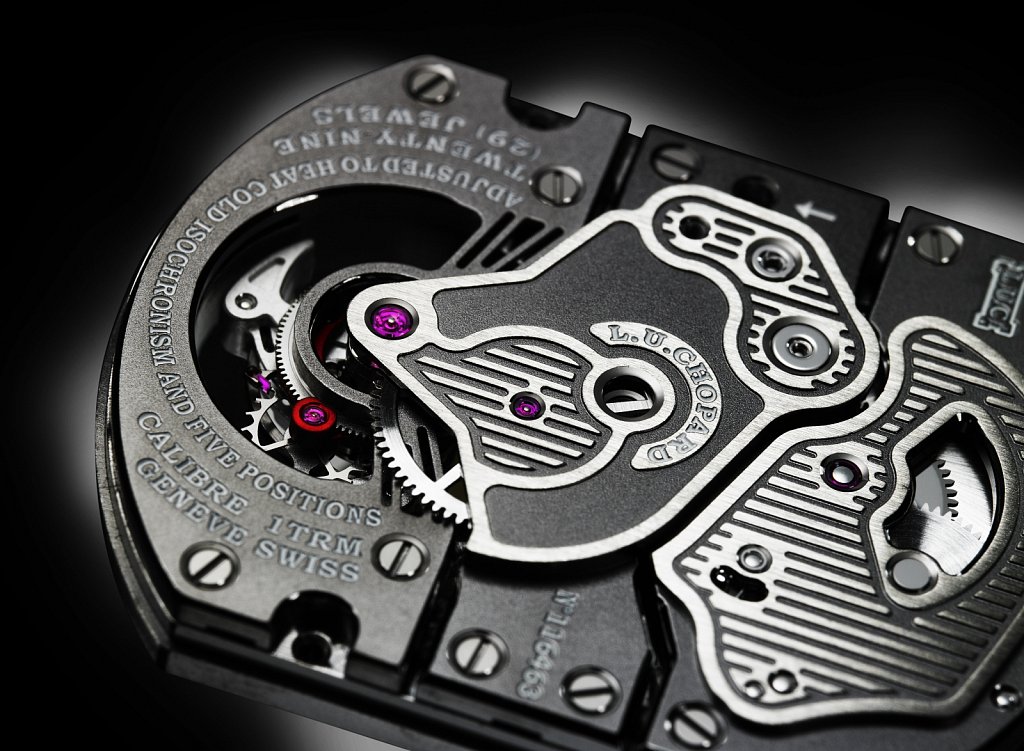 Mouvement-Engine-One-2.jpg